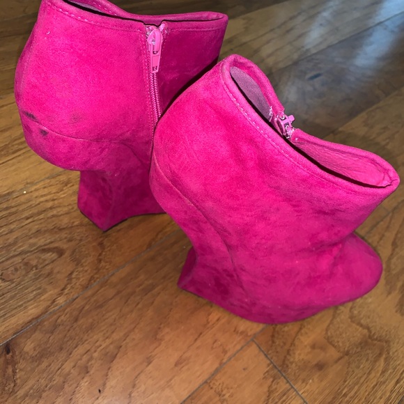 Pink platform bootie - Picture 4 of 4